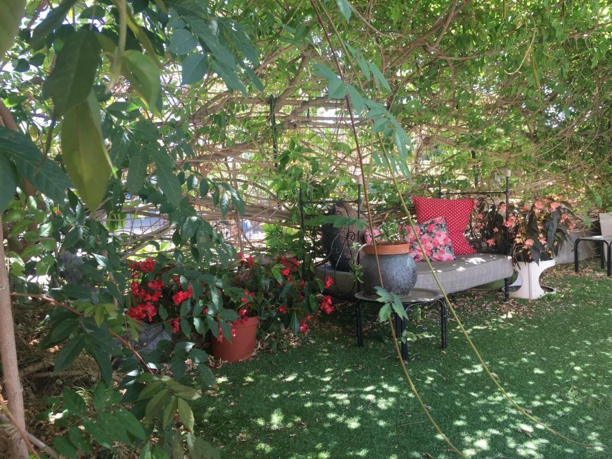 La Chambre Des Etangs Fréjus 外观 照片